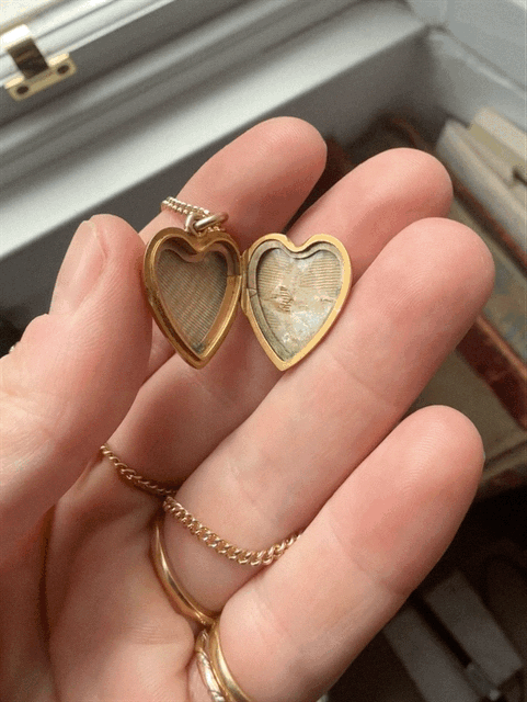 Antique 15ct Heart Locket