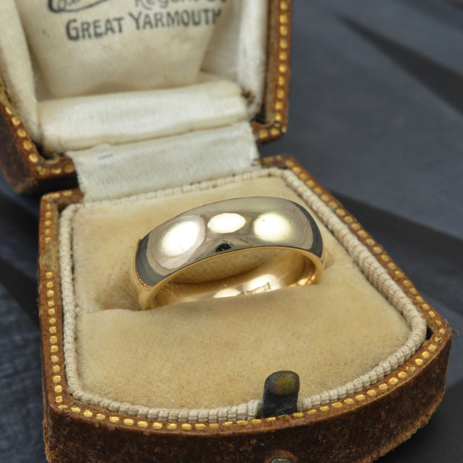 9ct Gold Wide Wedding Band