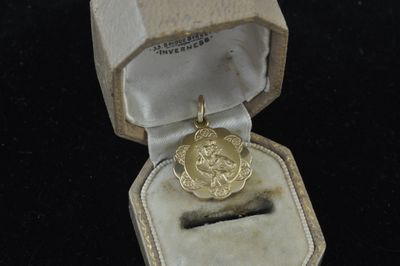 9ct Hollow St Christopher Pendant 9ct Hollow St Christopher Pendant