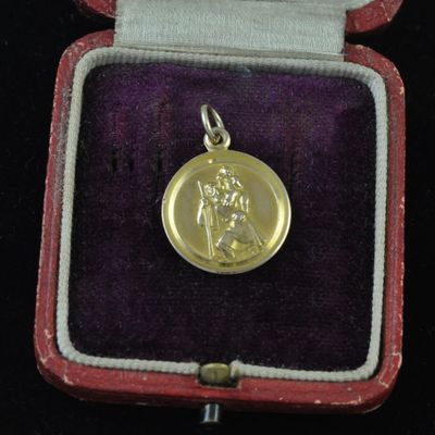 Round St Christopher Pendant Round St Christopher Pendant