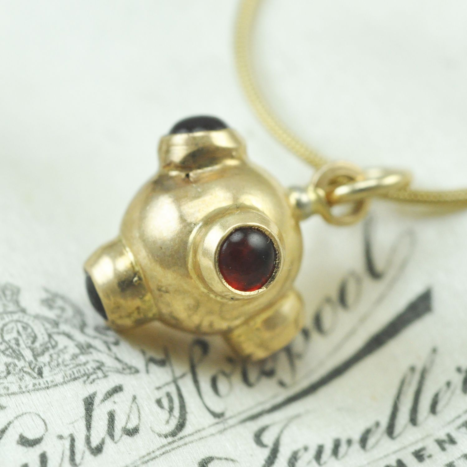 Antique 18ct Gold Sputnik Pendant