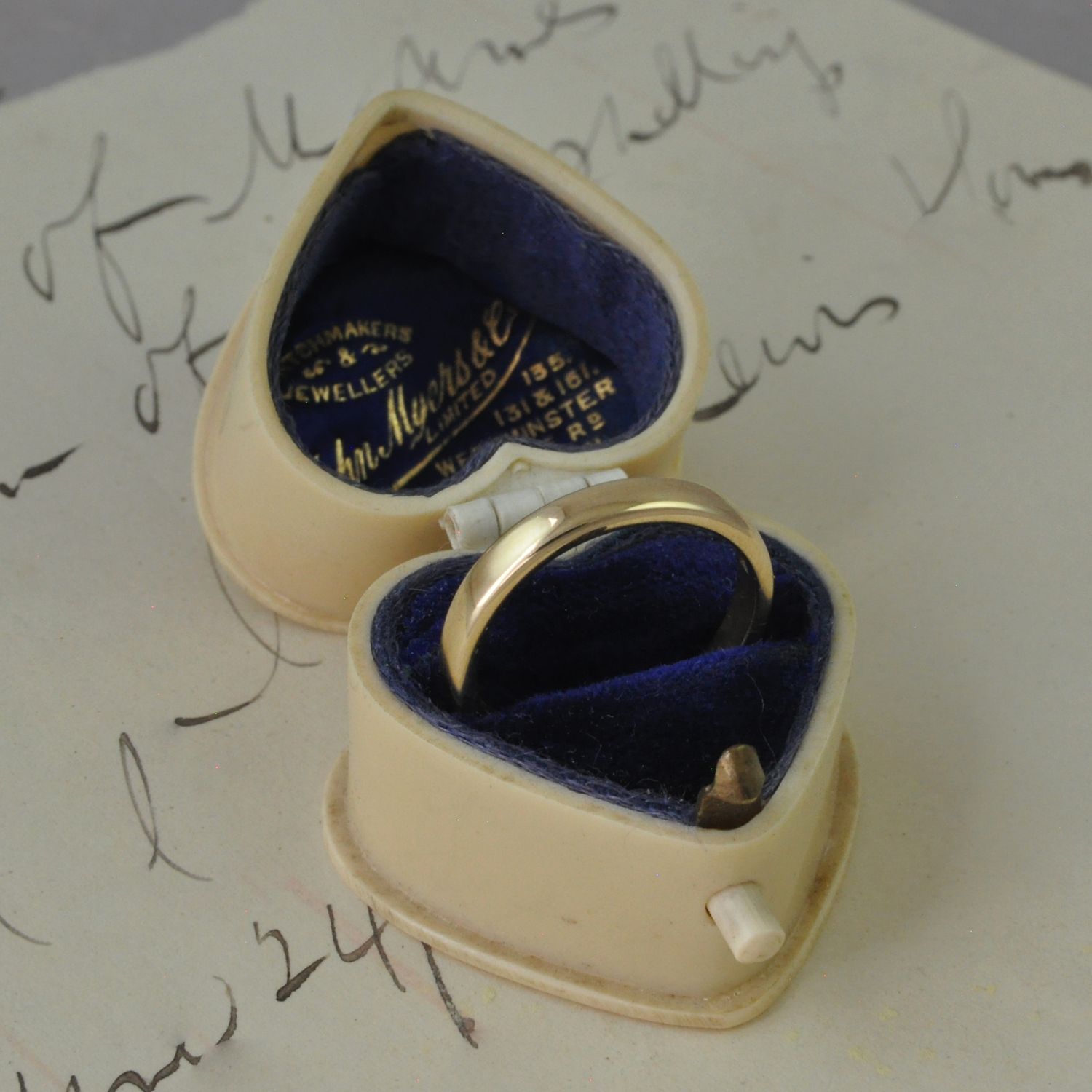 1940s 9ct Gold Wedding Band