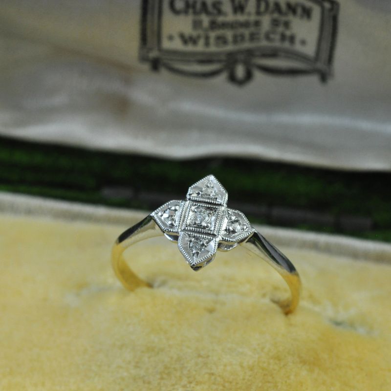 18ct & Platinum Art Deco Ring