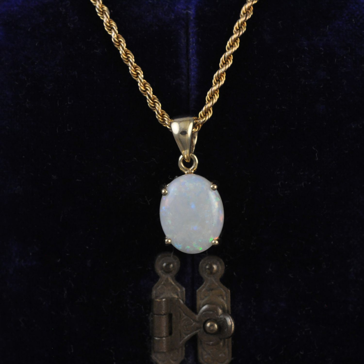 9ct Opal Pendant 9ct Opal Pendant