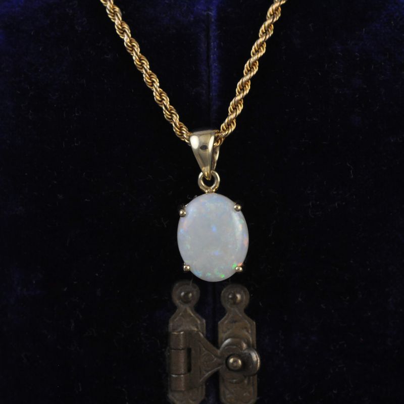 9ct Opal Pendant