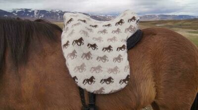 Kidka Icelandic Wool Saddle Cover