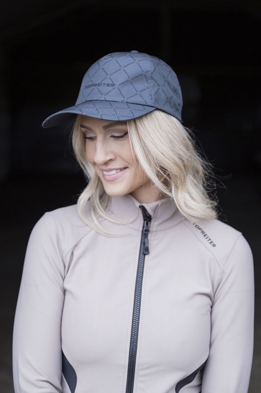 Ari Cap