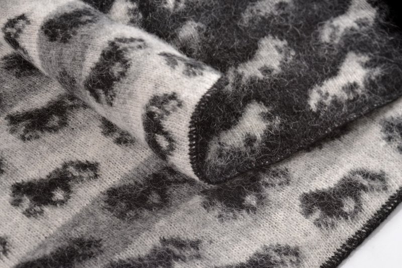 Fákur Wool Blanket/Throw - Black