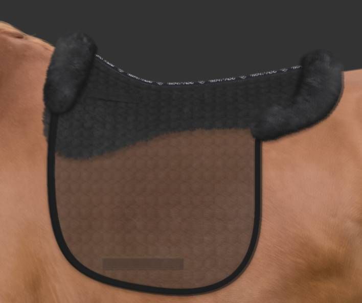 Mattes Lambskin Saddle Pad