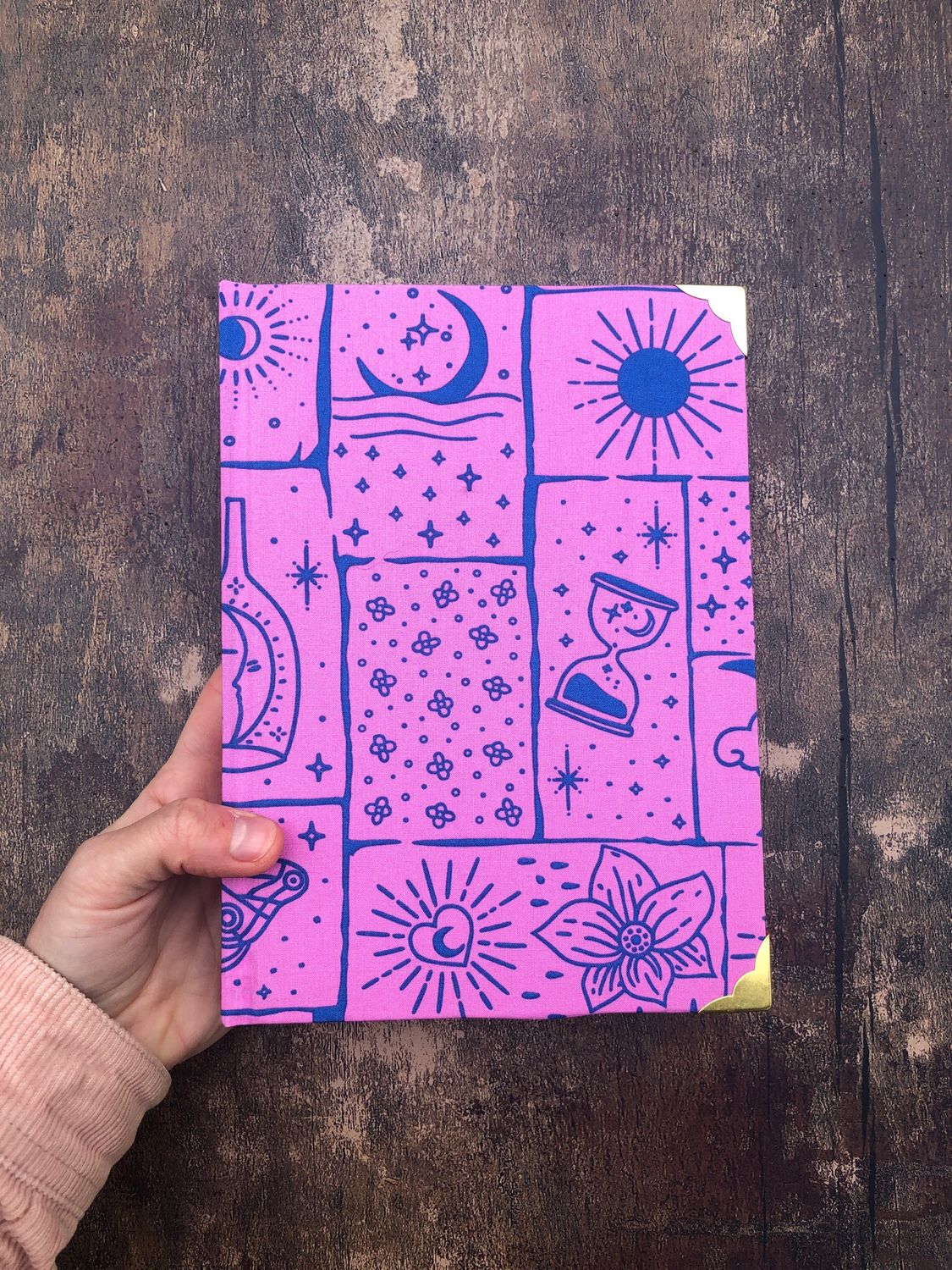 Carnet " Au fil des moi.s "