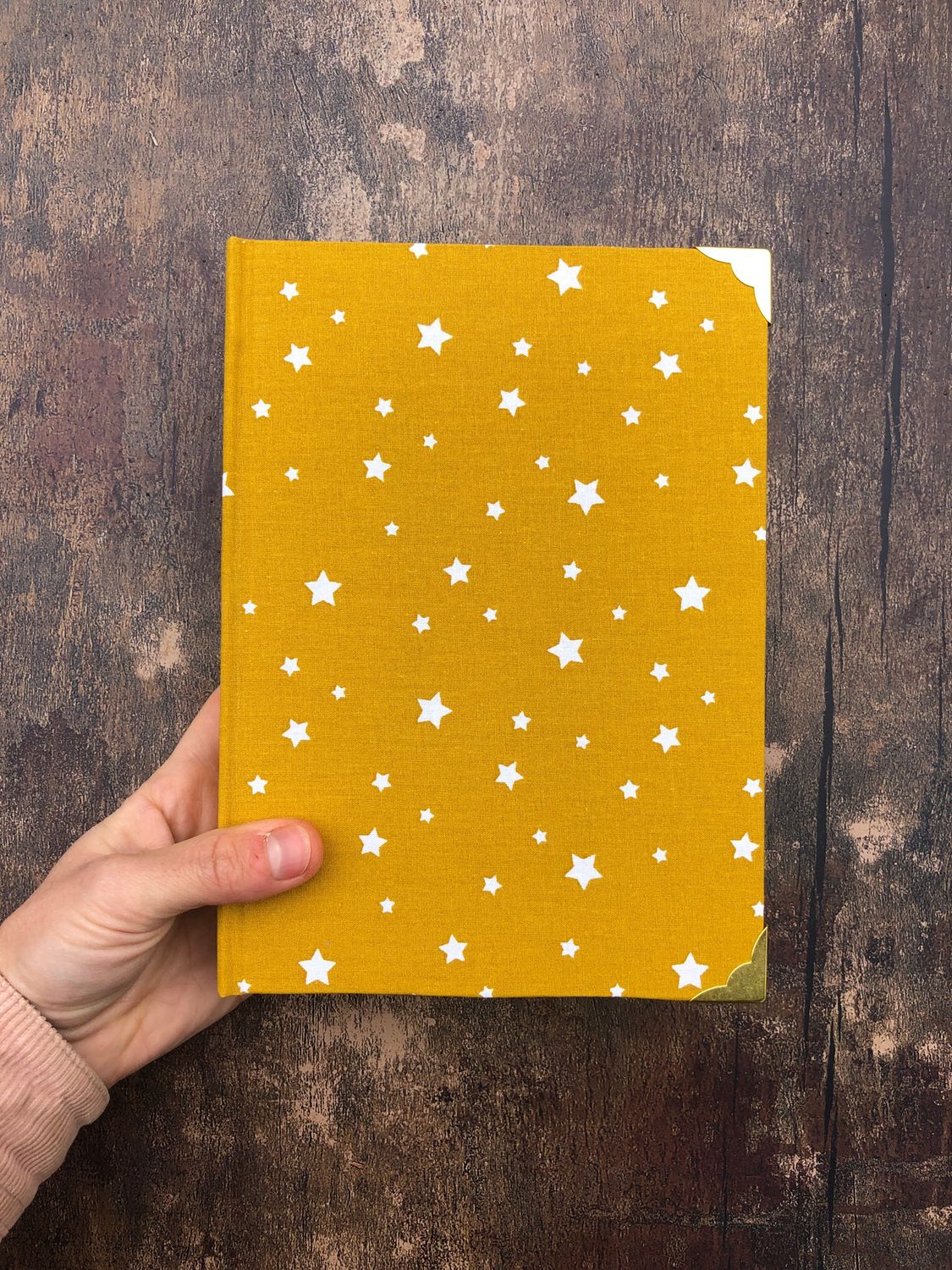 Carnet " Au fil des moi.s "