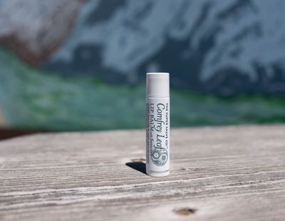 Comfrey Leaf Lip Balm