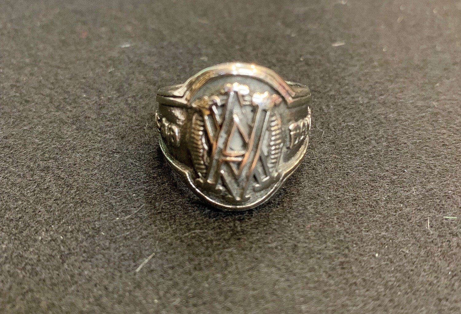 Anello Ovale AV