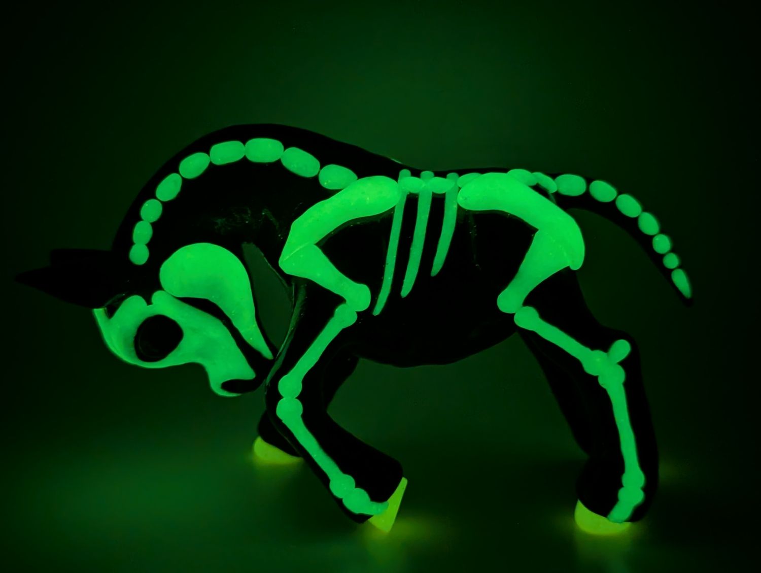 Chunky Skeleton Pony