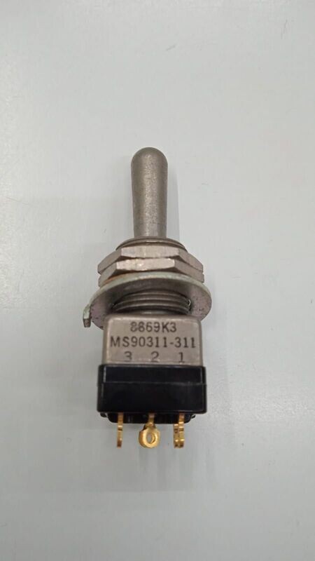 DEVIATORE BIPOLARE DUE VIE ON/OFF/(ON) EATON 8869K3
MS 90311-311