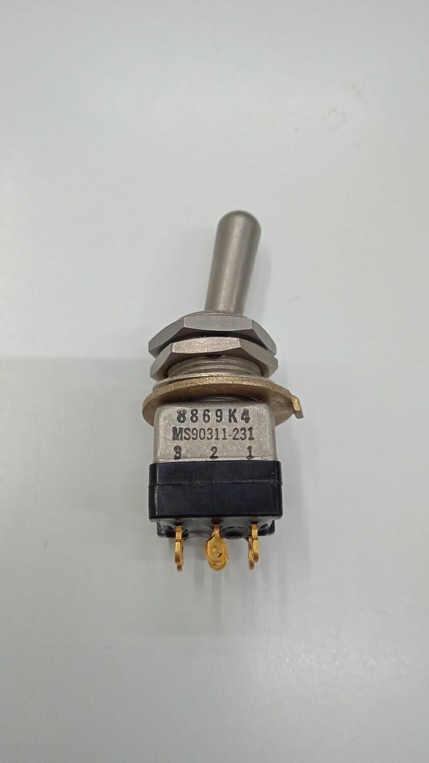 DEVIATORE BIPOLARE DUE VIE ON/ON EATON 8869K4
MS 90311-231