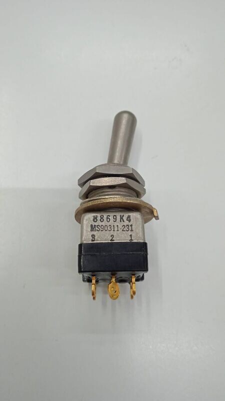 DEVIATORE BIPOLARE DUE VIE ON/ON EATON 8869K4
MS 90311-231