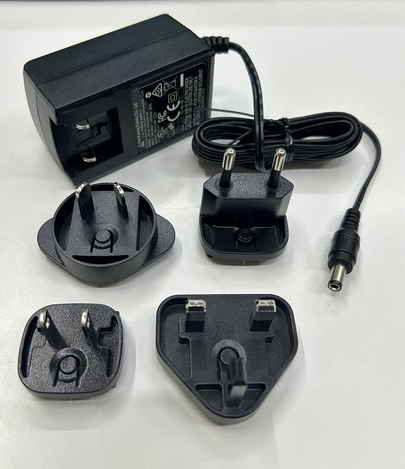 ALIMENTATORE 5VDC 3A CONNETTORE 5,5X2,5