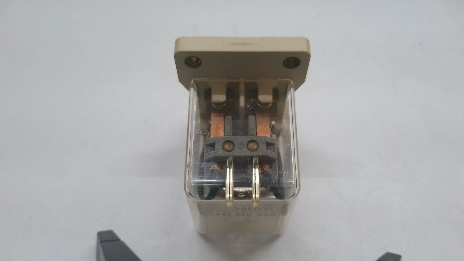 RELE' FEME 2 SCAMBI 12VAC 16A FASTON 6,3