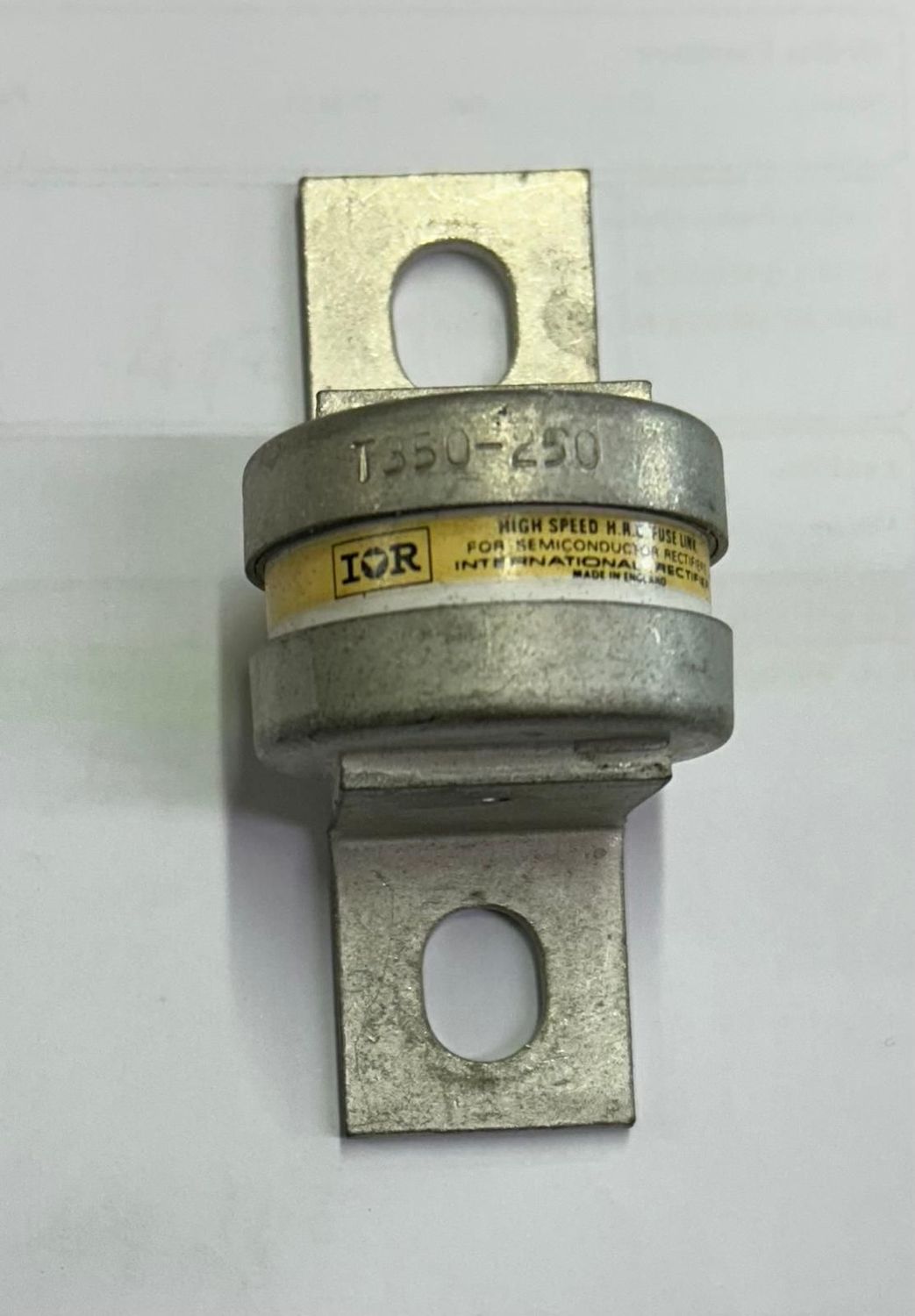I.R. Fusibile Extrarapido 250A 240VAC British BS 88