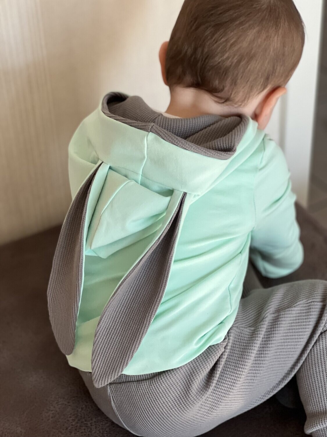 Hasenhoodie mint mit Hose