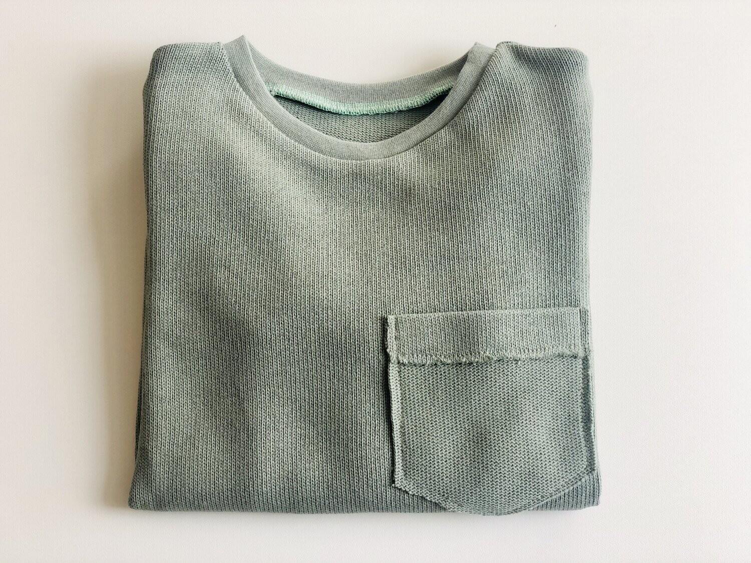 Strickpullover mit Tasche
