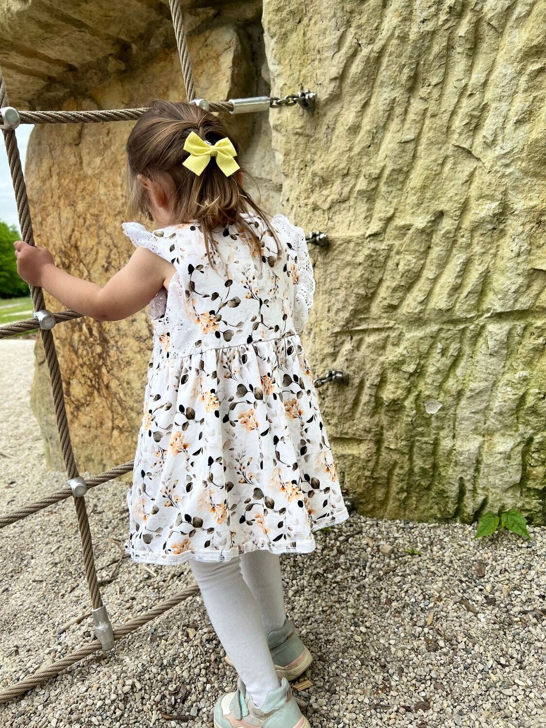 Sommerkleid mit Spitzen