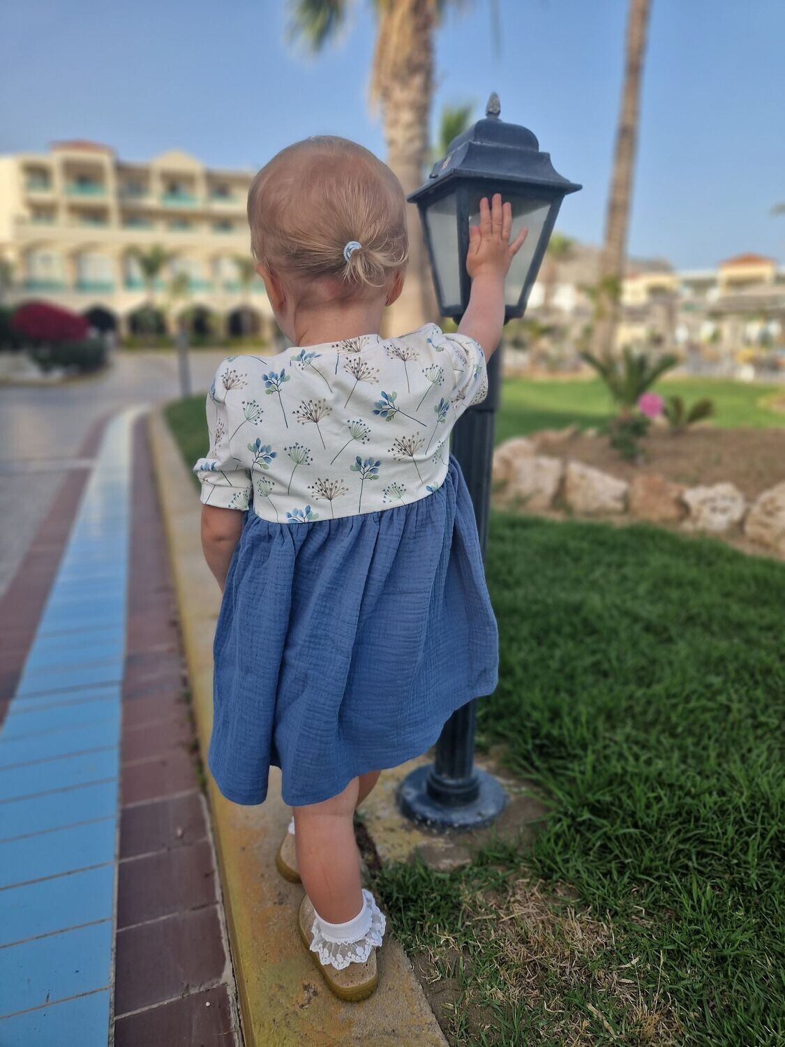 Sommerkleid mit Musselinrock