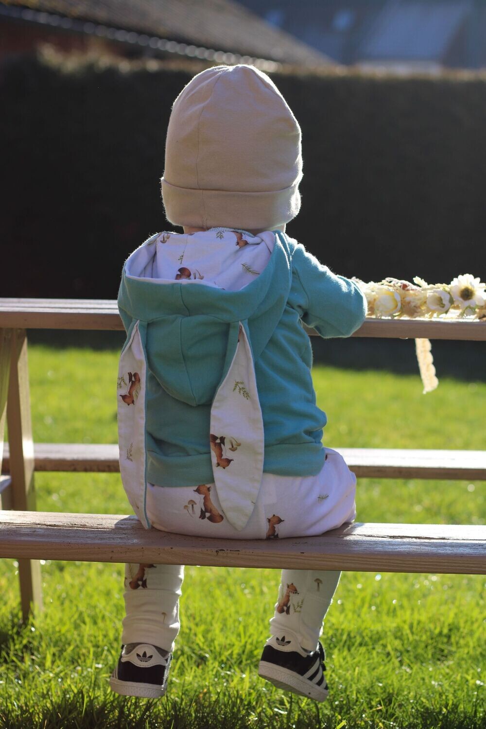 Hasenhoodie altgrün mit Hose