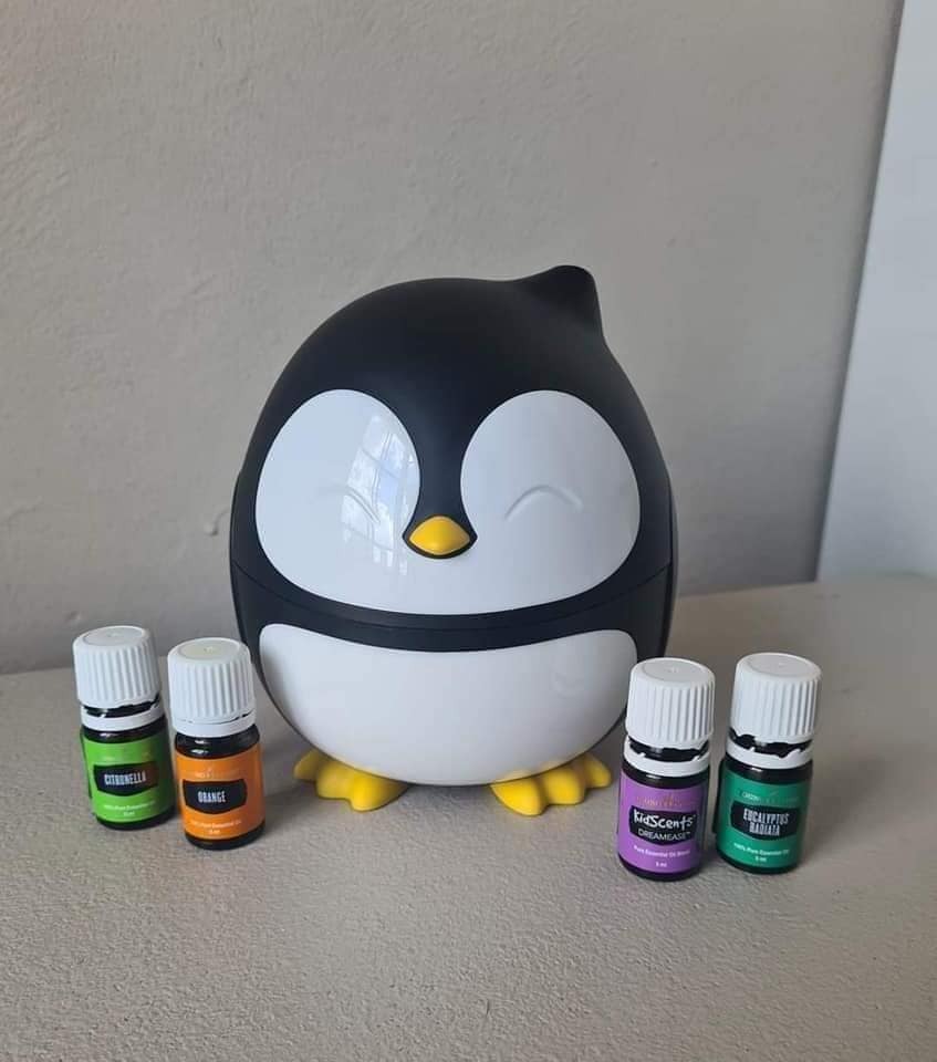 Happy the Penguin diffuser Oily Kit