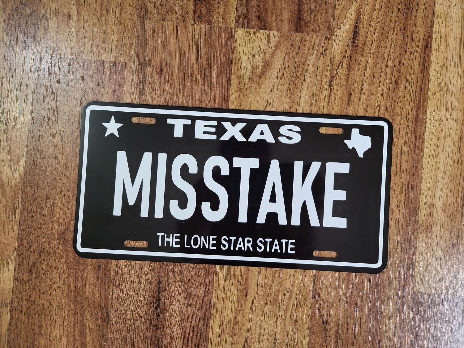 MISSTAKE PLATE