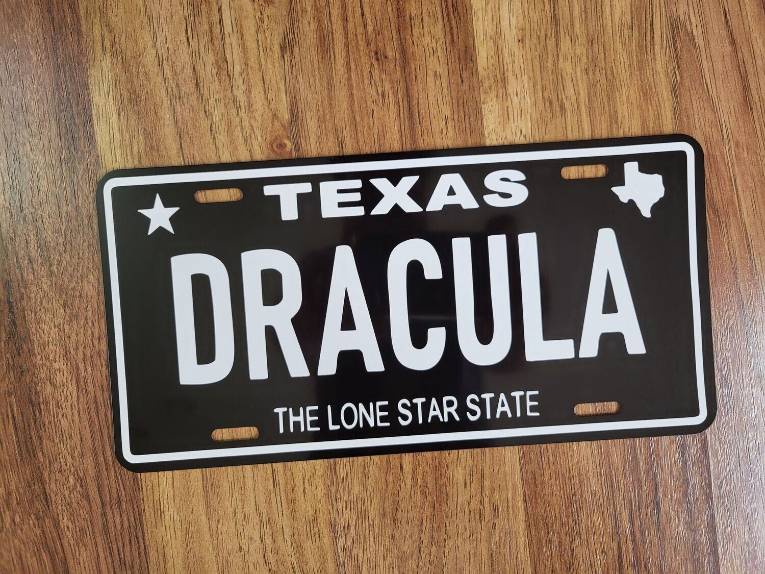 DRACULA PLATE