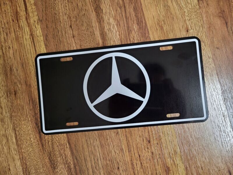 MERCEDES PLATE