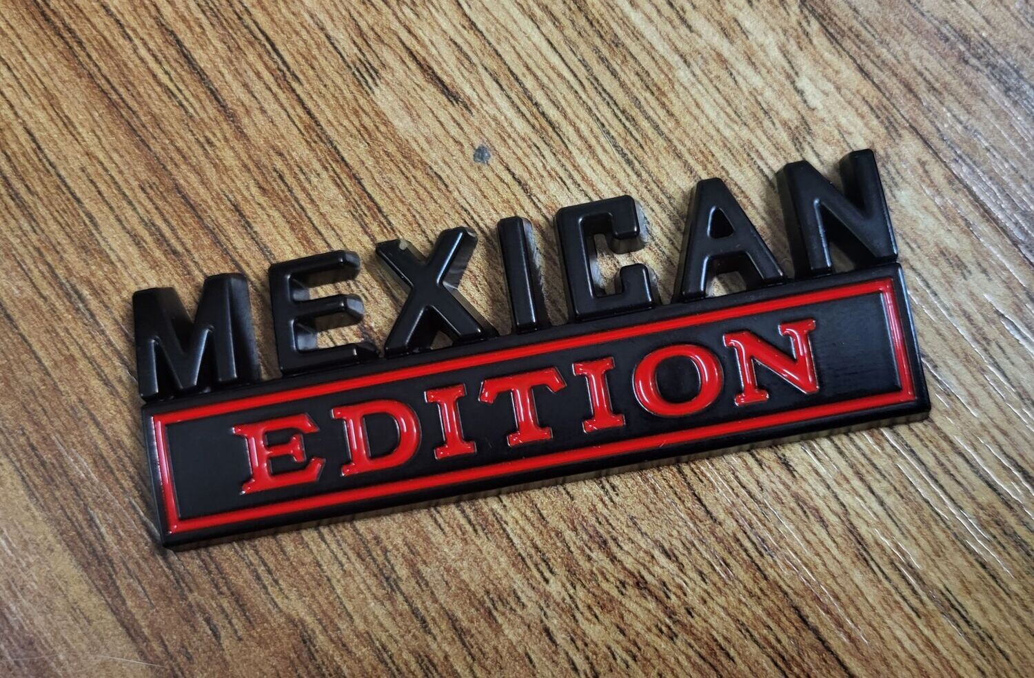 EMBLEM MEXICAN EDITION (BLACK+RED)