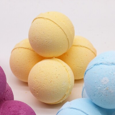 Chamomile &amp; Grapefruit Bath Bomb