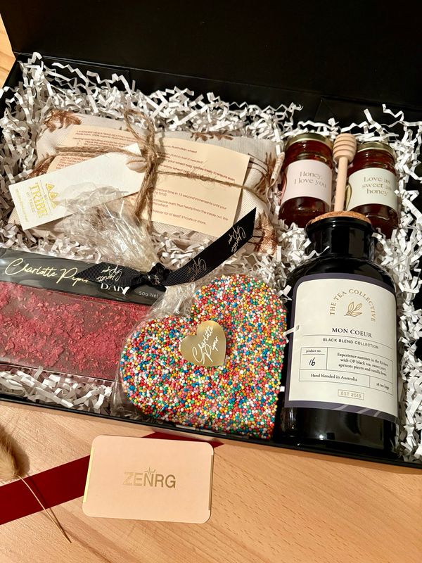 Leaf &amp; Cocoa Hamper