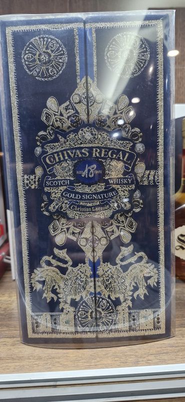 Chivas Regal 18 y/o Gold Edition Christian Laroix