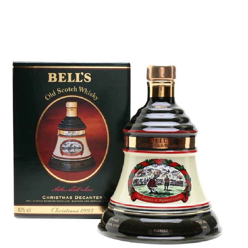 Bell's Wade Decanter Christmas 1995 Bell's Wade Decanter Christmas 1995