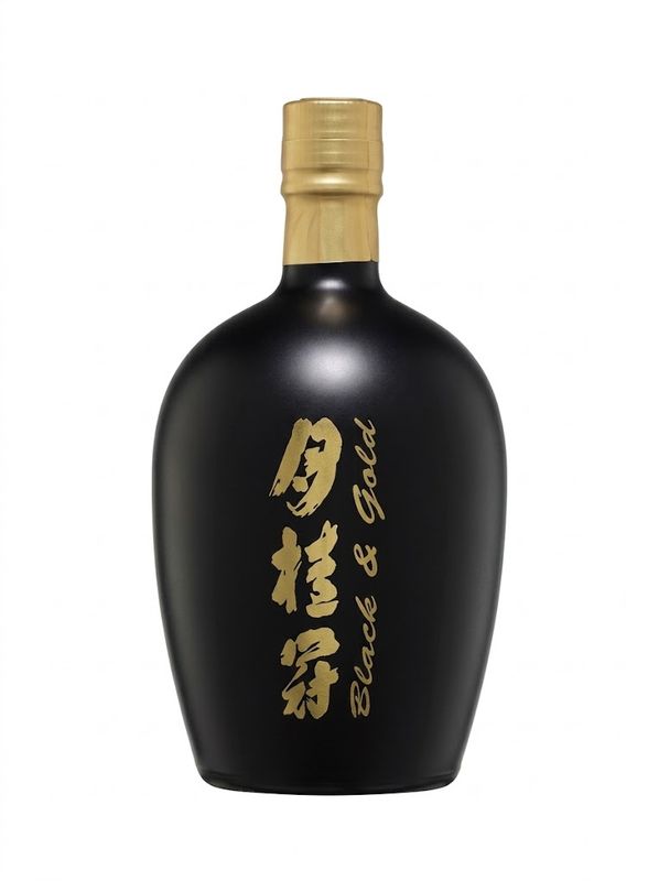Gold Gekkeikan Sake
