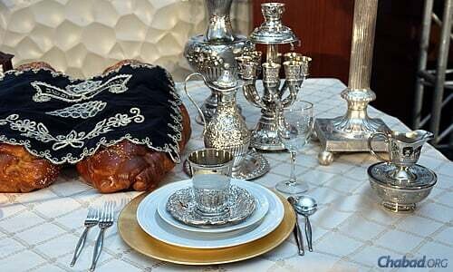 Shabbat Meals At Chabad