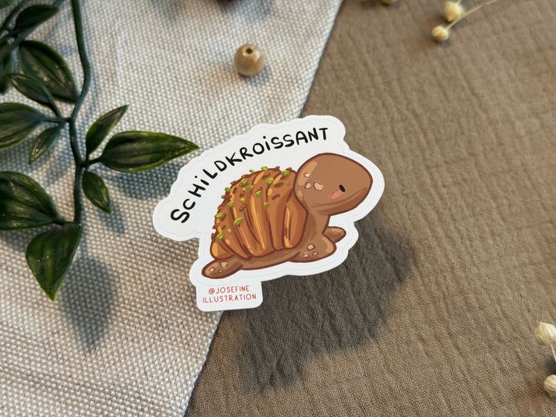 Speedy das Schildkroissant - Süßer Vinyl Sticker 