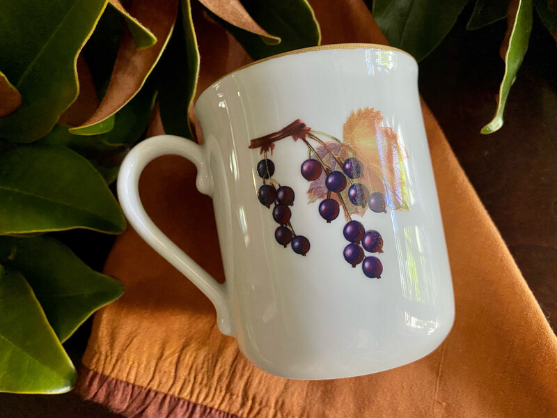 Royal Worcester Evesham Gold Mug