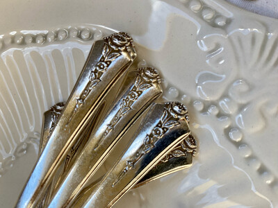 Holmes and Edwards Spoon Set, International Silver Silverplate
