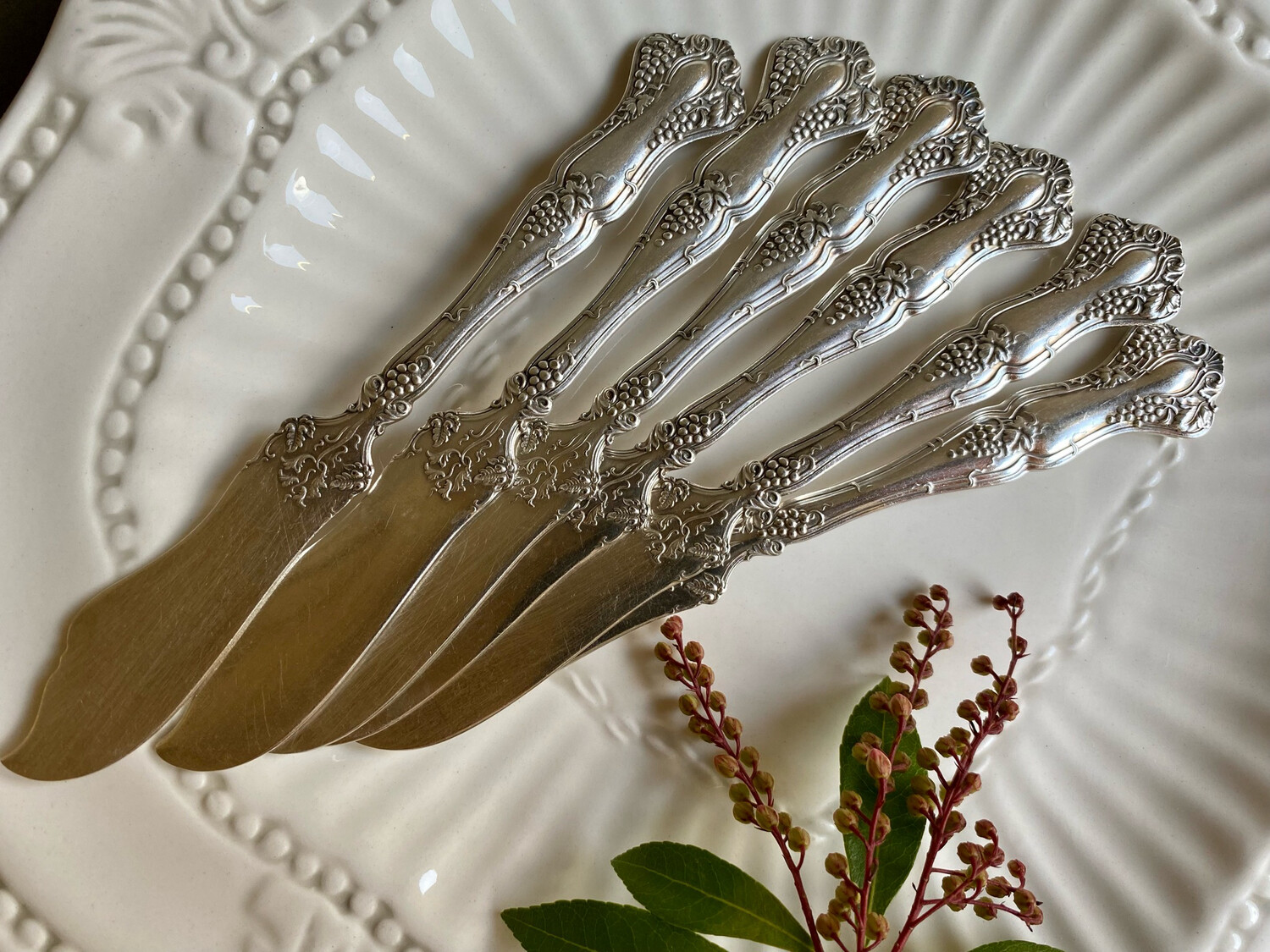 1847 Rogers Bros XS Triple Butter Spreaders