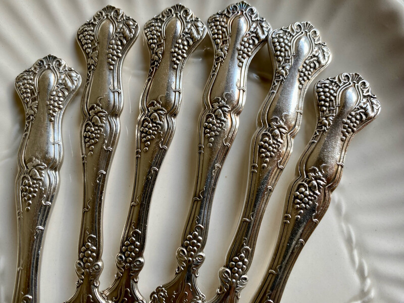 1847 Rogers Bros XS Triple Butter Spreaders