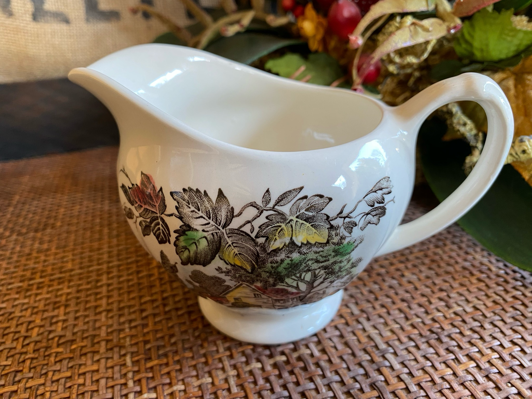 J&G Meakin Creamer, Meakin Welcome Home Pattern