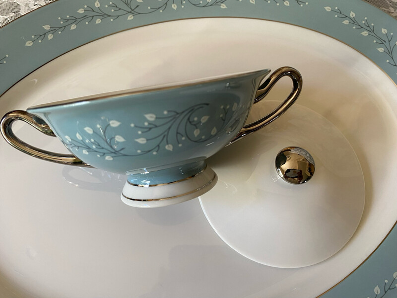 Syracuse Minuet Sugar Bowl, Blue Sugar Bowl