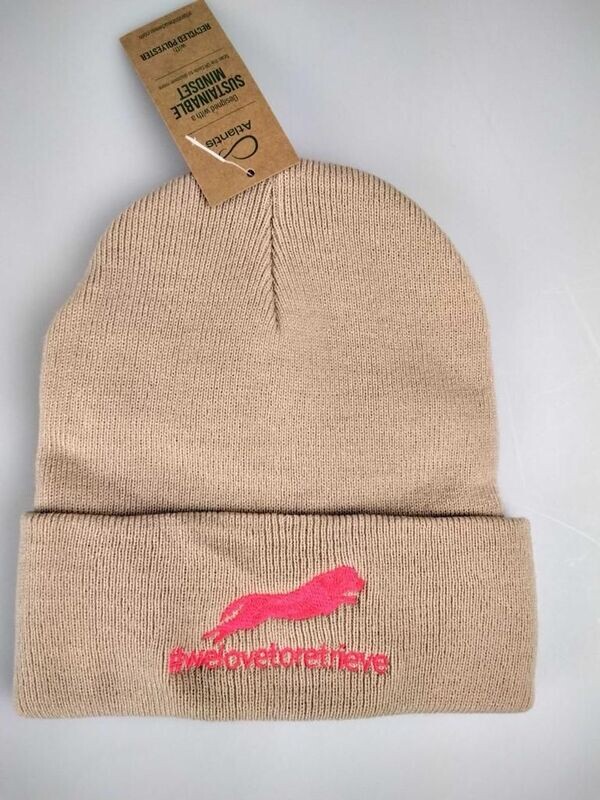 Beanie #welovetoretrieve Strickmütze beige Beanie #welovetoretrieve Strickmütze beige