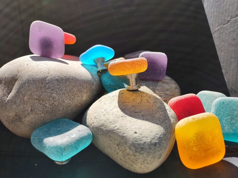 Set of ten rough tumbled cabinet knobs