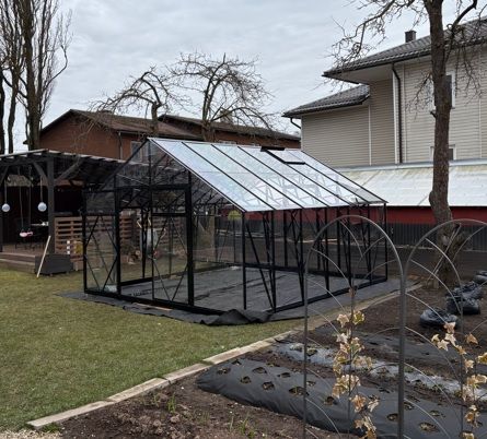 Stekleni rastlinjak EcoSlider 4,0 m širine – 4 mm varnostno steklo